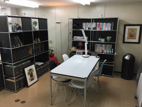 �������~�[�e�B���O�X�y�[�X